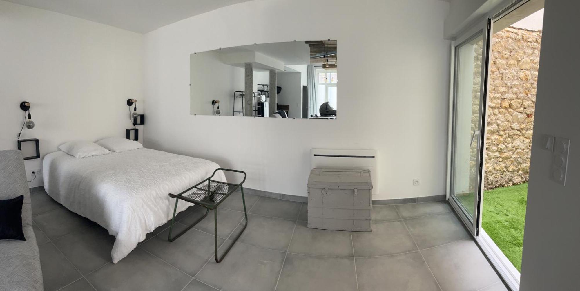 Loft Avec Terrasse Au Pied Du Chateau Amboise Luaran gambar