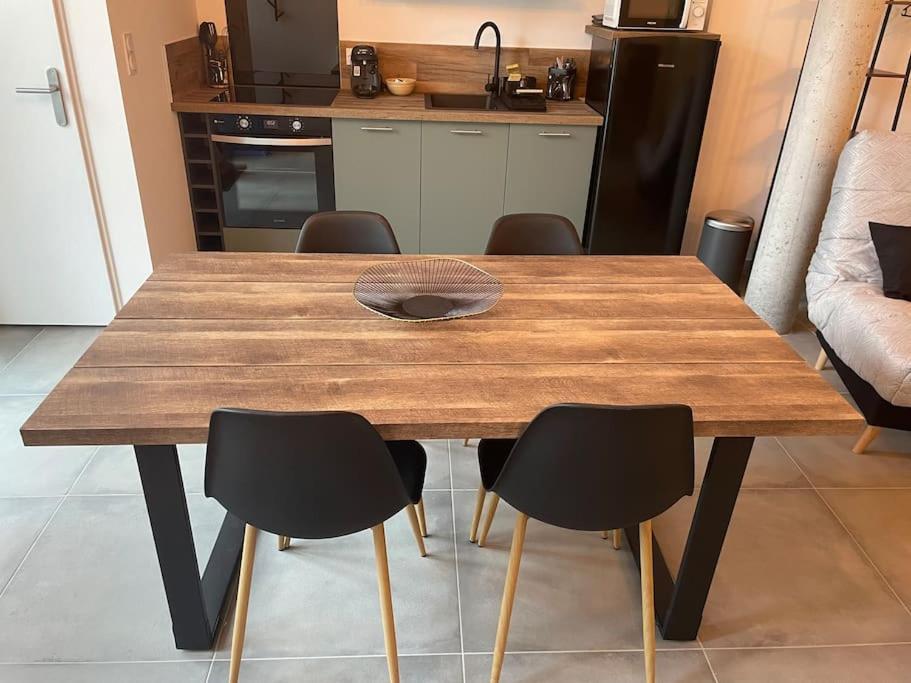Loft Avec Terrasse Au Pied Du Chateau Amboise Luaran gambar