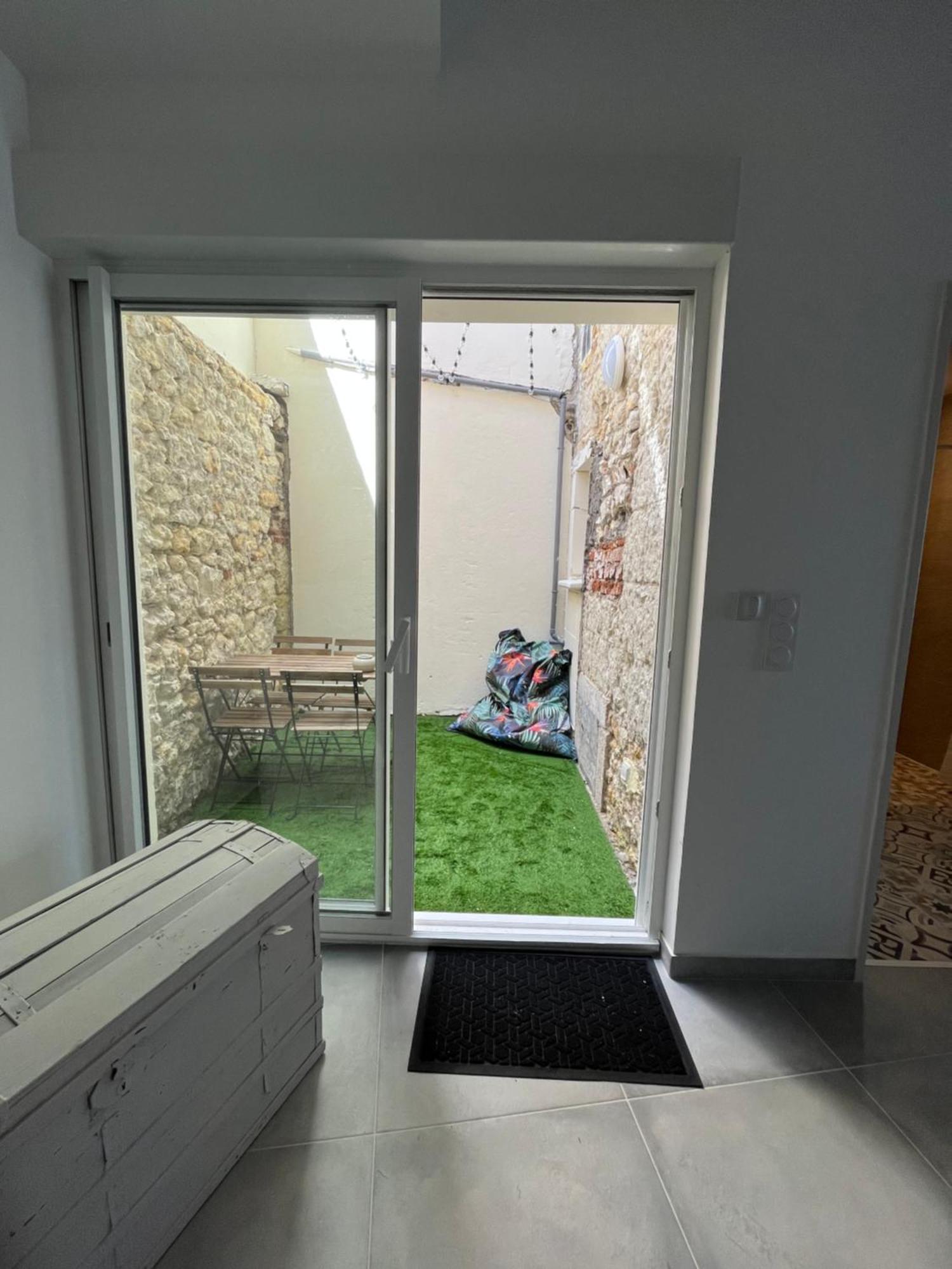 Loft Avec Terrasse Au Pied Du Chateau Amboise Luaran gambar